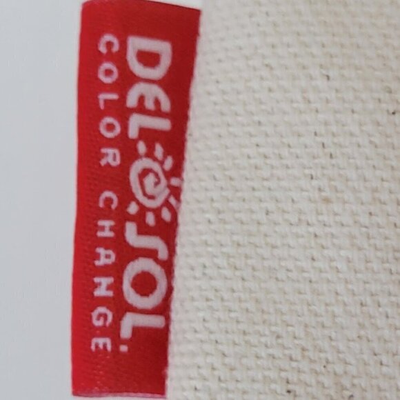 Del Sol Color Changing Tote Bag - Changes Color in Sunlight! - Picture 3 of 8